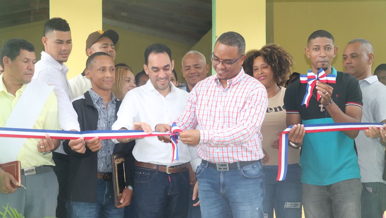 Ayuntamiento Municipal de Villa Los Almácigos inaugura el Club de Los Rodríguez junto a la Fundación ADEMI